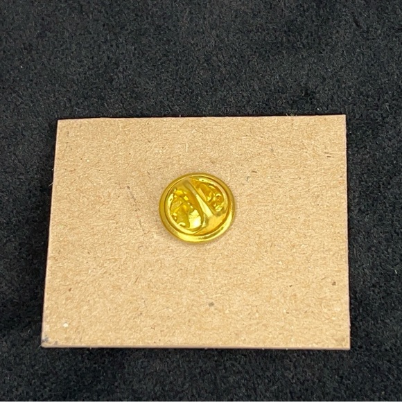 VINTAGE 90’s PINK RIBBON PIN BREAST CANCER AWARENESS GOLD BACKING - Picture 5 of 6